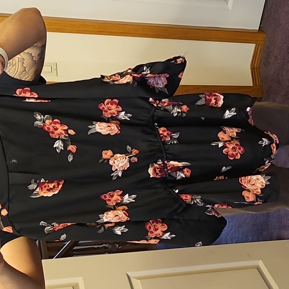 3/4 Length Shirt - Picture 9 of 11